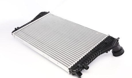 Фото 3 - Інтеркулер Knecht / Mahle CI 83 000S (CI83000S)