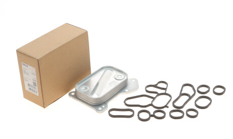 Фото 2 - Масляний радіатор Knecht / Mahle CLC 190 000S (CLC190000S)