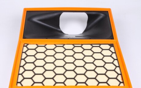 Фото 3 - Воздушный фильтр Knecht / Mahle LX 3583 (LX3583)