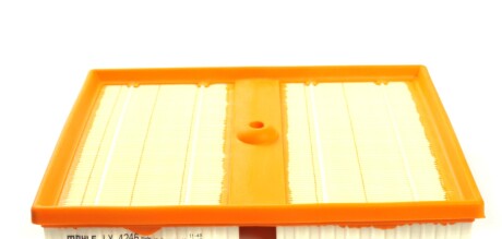 Фото 3 - Повітряний фільтр Knecht / Mahle LX 4246 (LX4246)