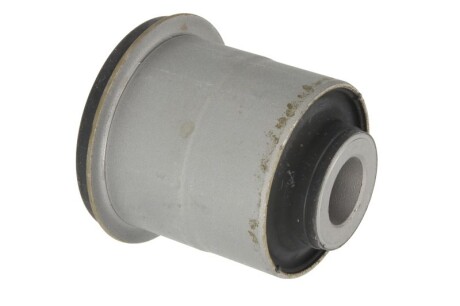 Сайлентблок переднього важеля з передньої сторони Лів/Прав KIA SORENTO I 2.5D 05.06-12.11 - KOREA J40337OEM