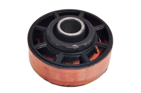 Проставка між рамою та кузовом, (Е2,Е1,В4,В3) - LAND ROVER KVF500161