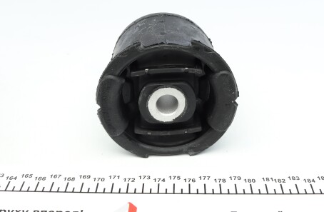 Фото 2 - Сайлентблок подрамника LEMFORDER 10640 01 (1064001)