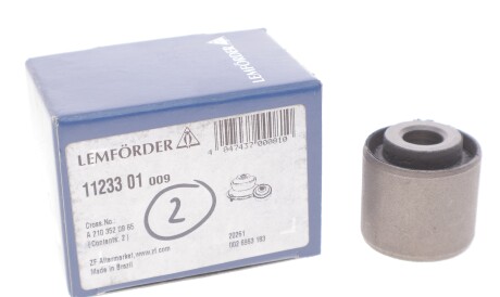 Фото 2 - Сайлентблок важеля LEMFORDER 11233 01 (1123301)