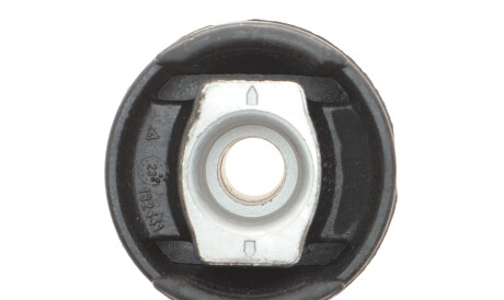 Фото 3 - Сайлентблок подрамника LEMFORDER 13832 01 (1383201)