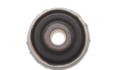 Фото 3 - Сайлентблок рычага LEMFORDER 16058 01 (1605801)