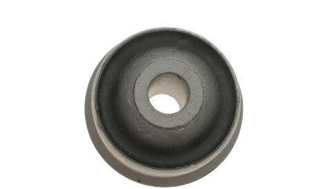 Фото 3 - Сайлентблок рычага LEMFORDER 28899 01 (2889901)