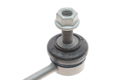 Фото 3 - Стойка стабилизатора LEMFORDER 29576 02 (2957602)