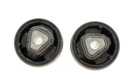 Фото 2 - Сайлентблок важеля LEMFORDER 30346 01 (3034601)