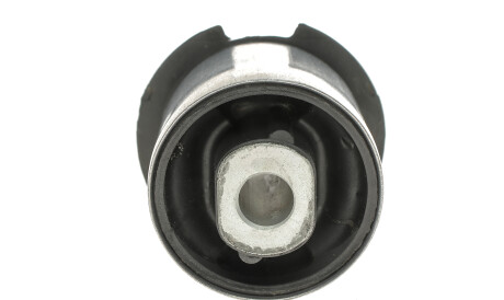 Фото 2 - Сайлентблок рычага LEMFORDER 34017 01 (3401701)