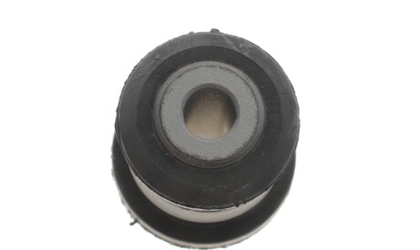 Фото 3 - Сайлентблок важеля LEMFORDER 35324 01 (3532401)