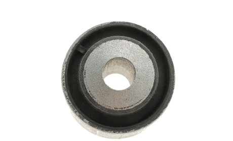 Фото 3 - Сайлентблок рычага LEMFORDER 35383 01 (3538301)