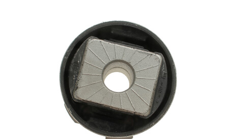 Фото 2 - Сайлентблок підрамника LEMFORDER 36661 01 (3666101)