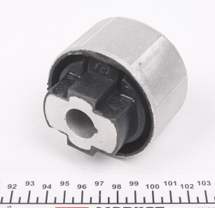 Фото 3 - Сайлентблок рычага LEMFORDER 3709901