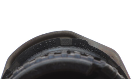 Фото 3 - Сайлентблок подрамника LEMFORDER 3834801