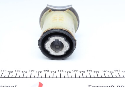 Фото 2 - Сайлентблок подрамника LEMFORDER 39773 01 (3977301)