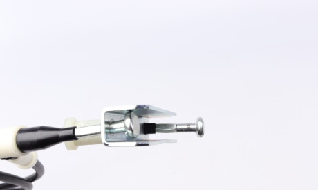 Фото 2 - Трос ручного гальма LINEX 32.01.17 (320117)