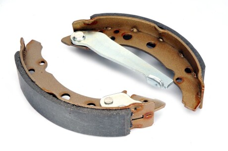 Фото 2 - Гальмівні колодки LPR 00140