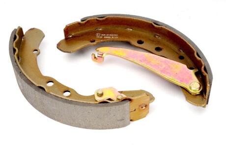 Фото 2 - Гальмівні колодки LPR 00150