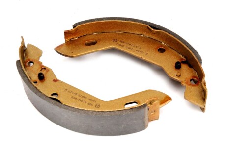 Фото 2 - Гальмівні колодки LPR 04670