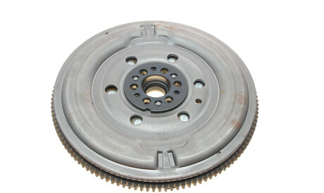 Фото 3 - Маховик LuK 415 0153 10 (415015310)