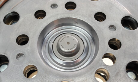 Фото 2 - Маховик LuK 415 0184 10 (415018410)