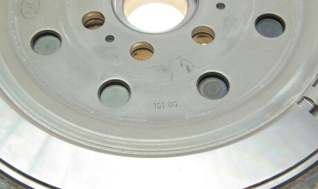 Фото 2 - Маховик LuK 415 0241 10 (415024110)