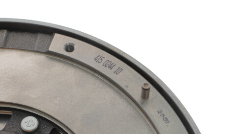 Фото 3 - Маховик LuK 415 0244 10 (415024410)