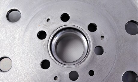 Фото 3 - Маховик LuK 415 0250 10 (415025010)