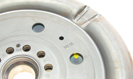 Фото 2 - Маховик LuK 415 0333 10 (415033310)