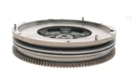 Фото 4 - Маховик LuK 415 0338 10