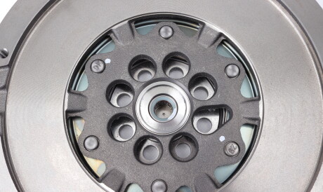 Фото 3 - Маховик LuK 415 0371 10 (415037110)