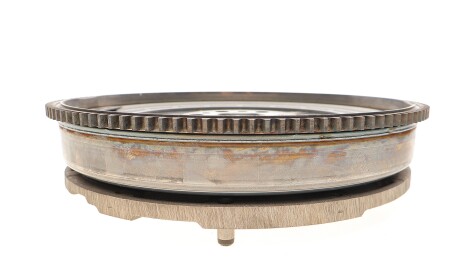 Фото 3 - Маховик LuK 415 0389 10 (415038910)