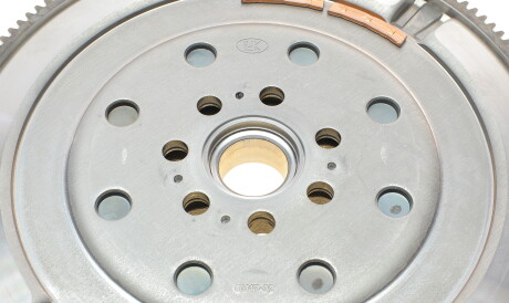 Фото 2 - Махове колесо (маховик) LuK 415 0489 10 (415048910)