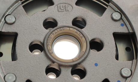 Фото 3 - Маховик LuK 415 0549 10 (415054910)