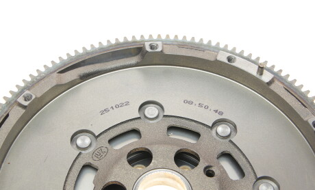 Фото 4 - Маховик LuK 415 0557 10 (415055710)