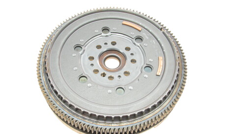 Фото 2 - Маховик LuK 415 0560 10 (415056010)