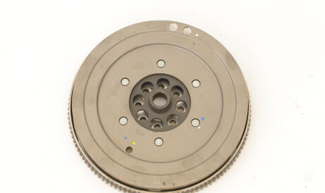 Фото 3 - Маховик LuK 415 0602 08 (415060208)