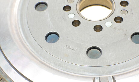 Фото 2 - Махове колесо (маховик) LuK 415 0612 10 (415061210)