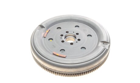 Фото 3 - Маховик LuK 415 0667 10 (415066710)
