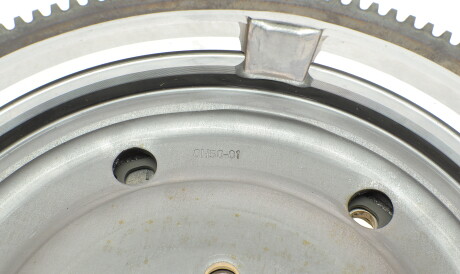 Фото 2 - Маховик LuK 415 0683 09 (415068309)