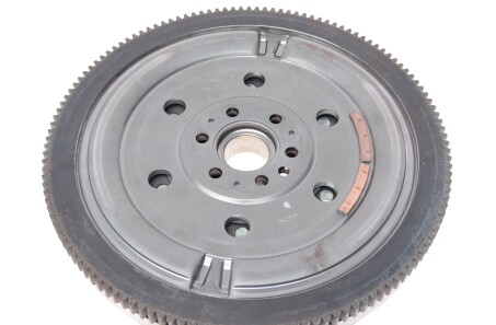 Фото 3 - Маховик LuK 415 0715 10 (415071510)