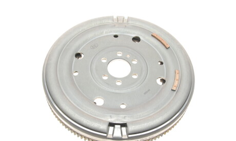 Фото 2 - Маховик LuK 415 0768 09 (415076809)