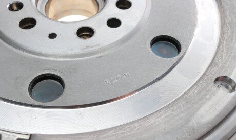 Фото 3 - Махове колесо (маховик) LuK 415 0799 10 (415079910)