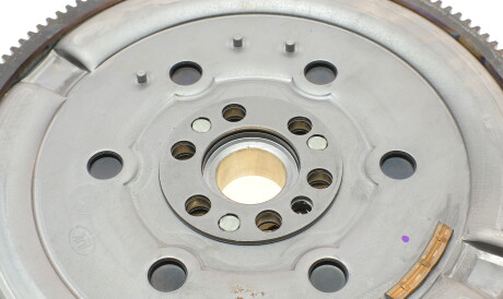 Фото 2 - Маховик LuK 415 0928 10 (415092810)