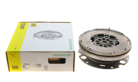 Демпфер сцепления Audi A4/A5 2.0 TFSI quattro,"Демпфер зчеплення Audi A4/A5 2.0 TFSI quattro - LuK 415 0974 10