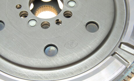 Фото 4 - Автозапчастина LuK 415 1012 09