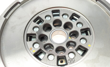 Фото 4 - Автозапчасть LuK 415 1022 10