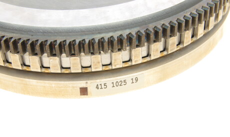 Фото 3 - Автозапчастина LuK 415 1025 09