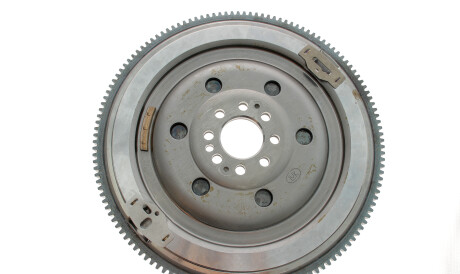 Демпфер сцепления Jeep Renegade 1.3 T-GDi 18- - LuK 415 1062 09